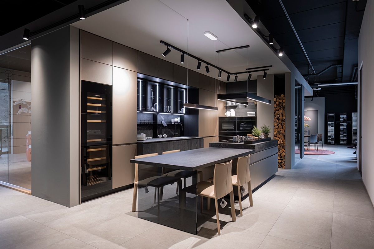 Showroom &ndash; Delc&ograve; Mobili