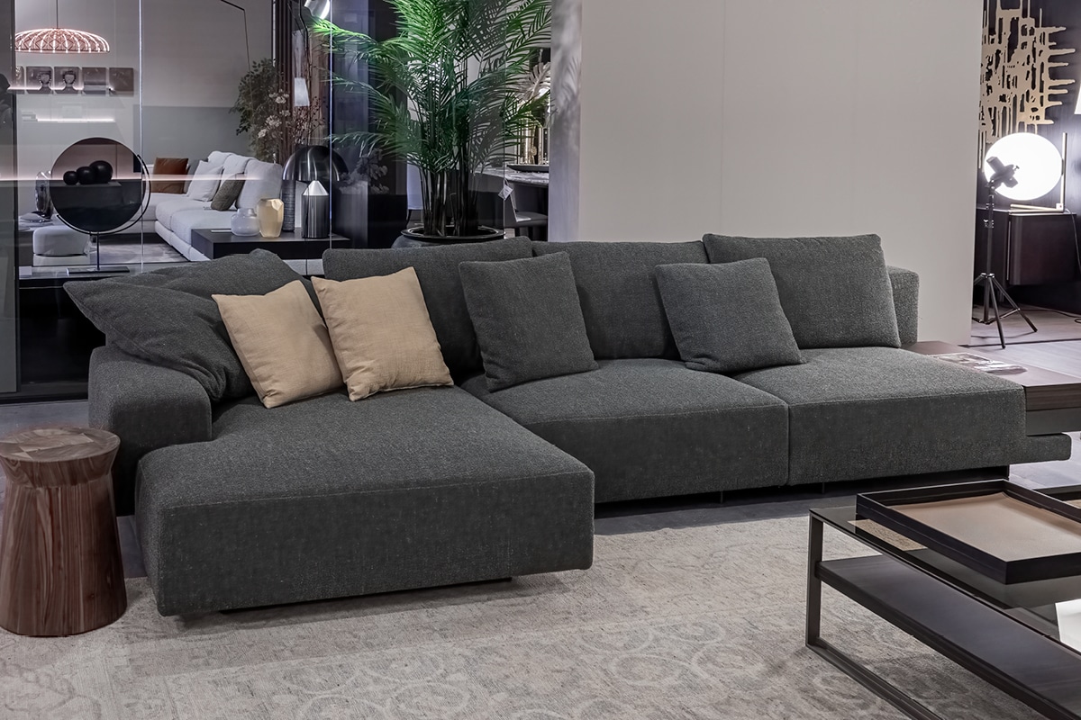 delco_mobili_outlet_divano marten_molteni2