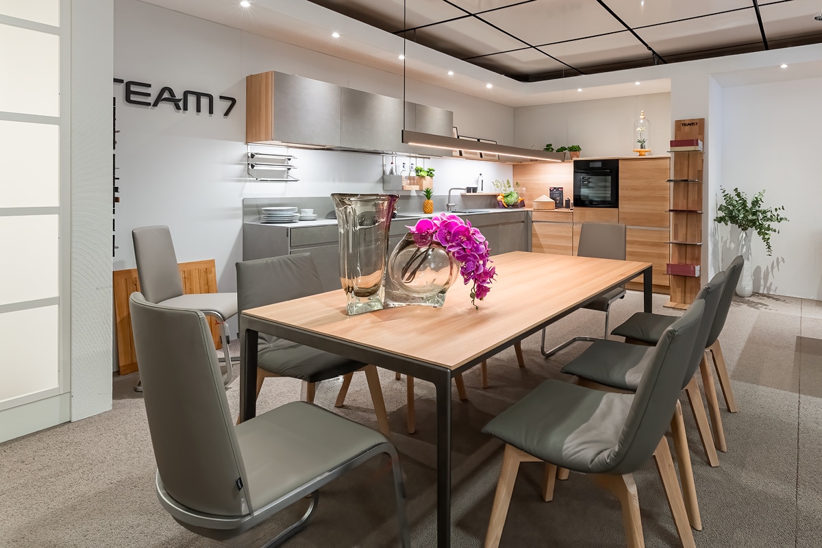 delco_mobili_outlet_Tavolo_allungabile_sedie_Team72