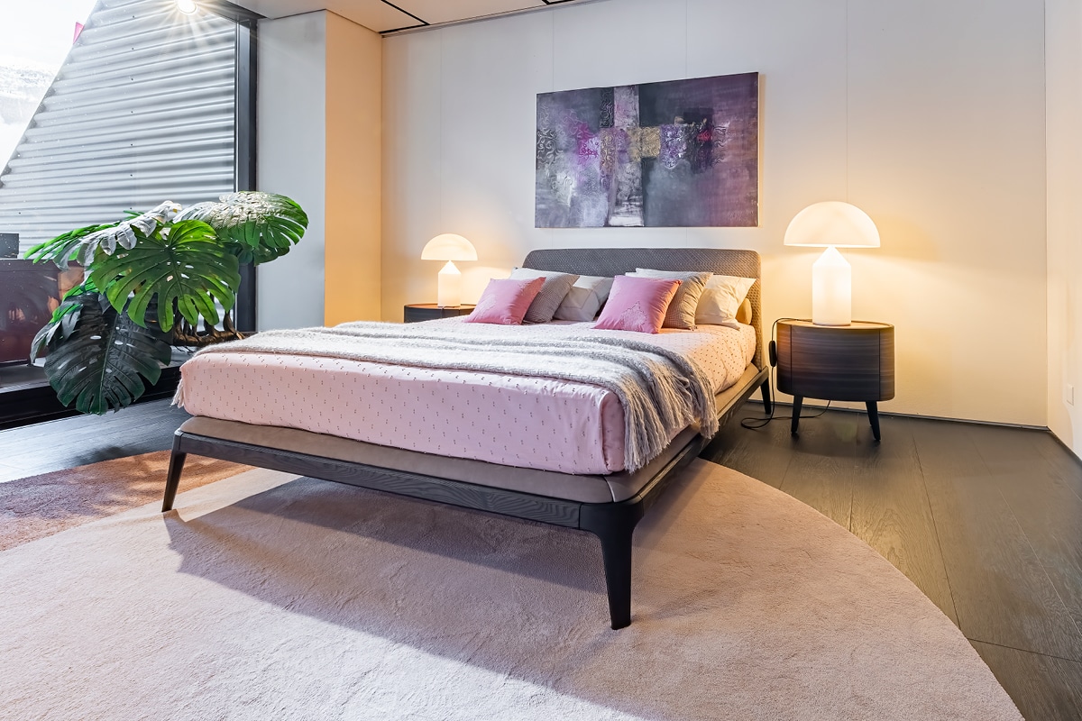 delco_mobili_outlet_letto_comodini_comò_Kelly_Poliform2