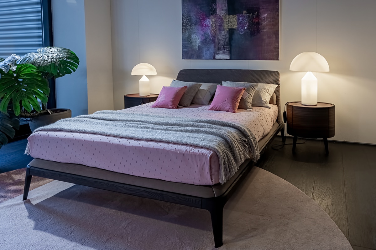 delco_mobili_outlet_letto_comodini_comò_Kelly_Poliform3